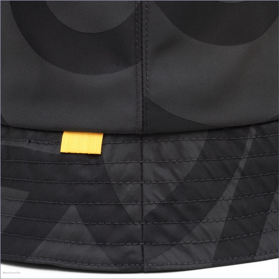  Marc Jacobs BLACK ACCESSORIES/Hats/The Nylon Bucket Hat